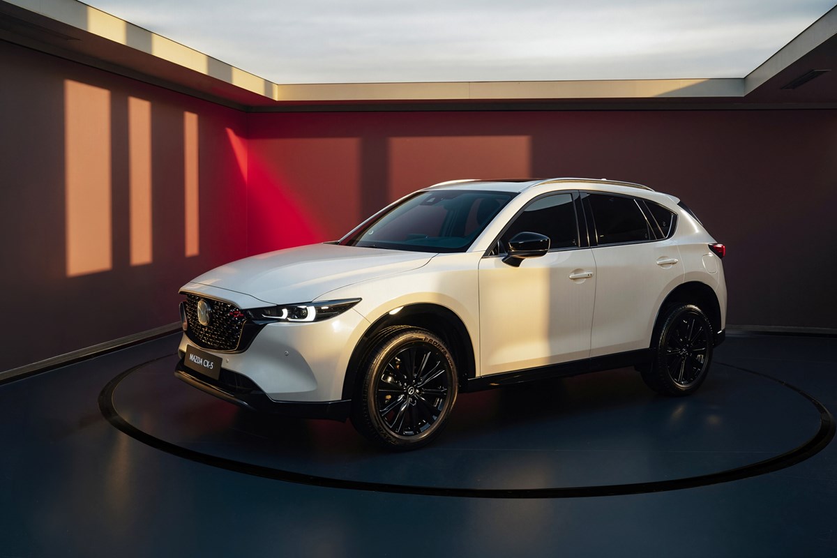 : Mazda CX-5 ưu đãi đến 43 triệu đồng trong tháng 6.